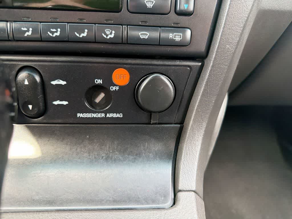 2002 Ford Thunderbird w/Hardtop Premium