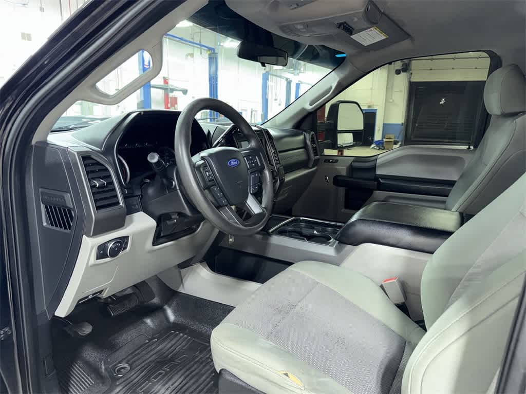 2019 Ford Super Duty F-350 SRW XL