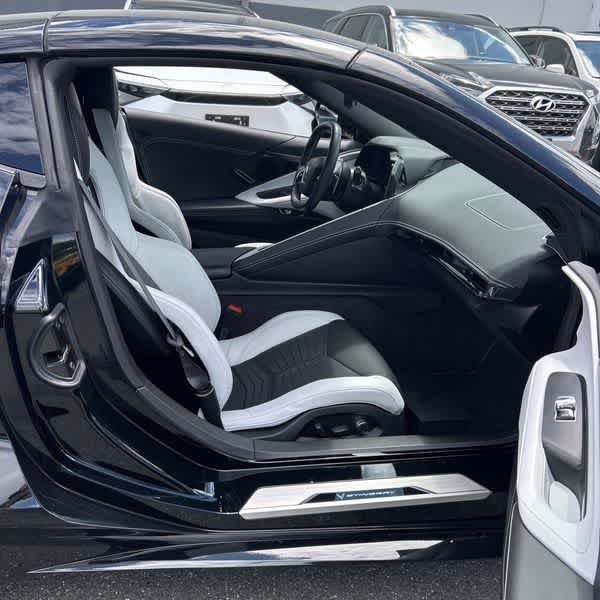2024 Chevrolet Corvette 2LT