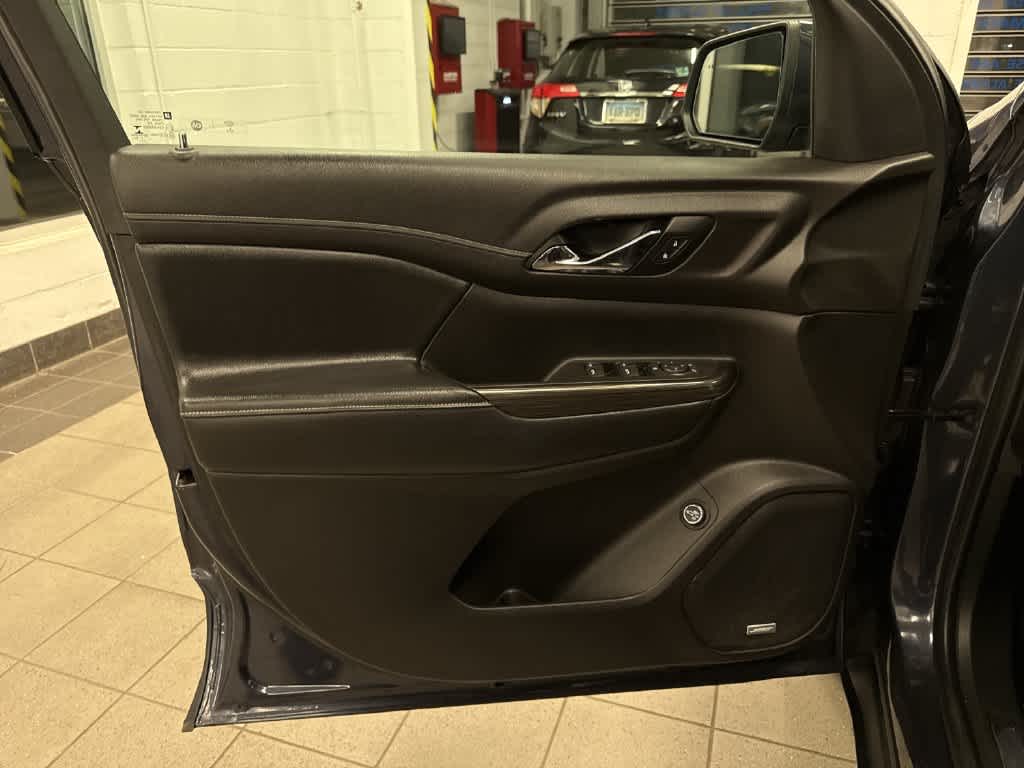 2019 GMC Acadia SLT