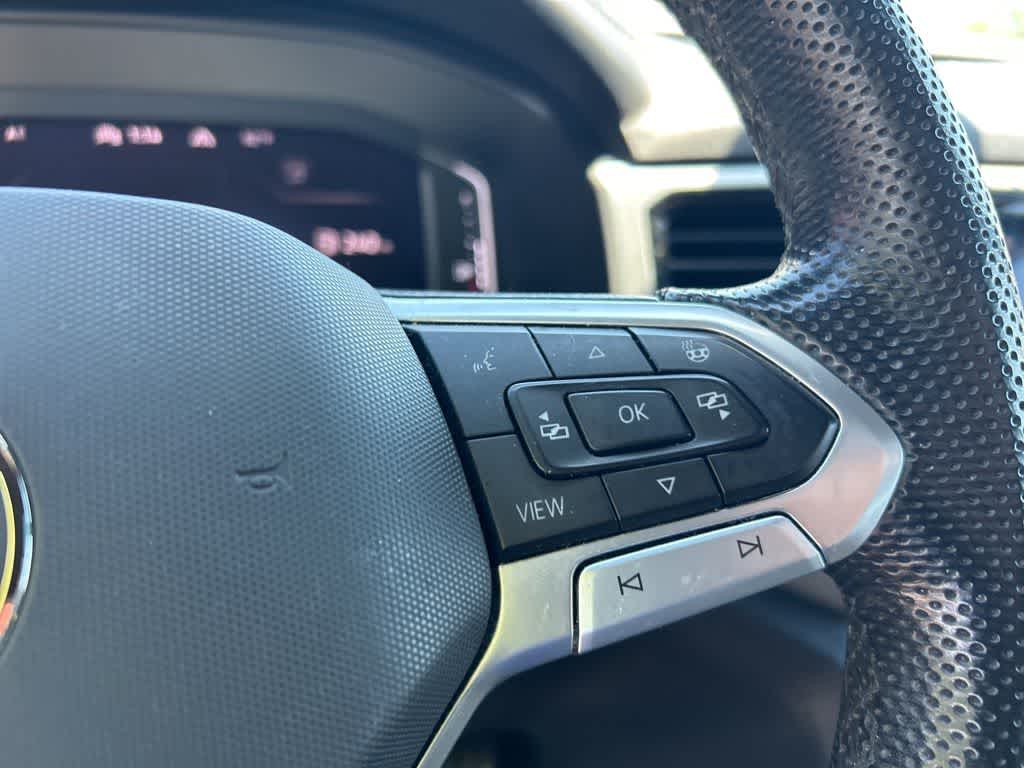 2022 Volkswagen Atlas Cross Sport 3.6L V6 SEL Premium R-Line