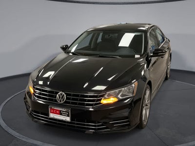 2017 Volkswagen Passat R-Line w/Comfort Pkg