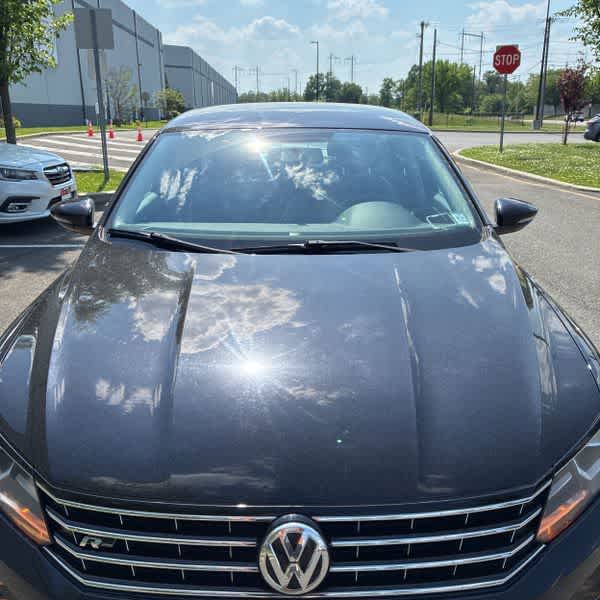 2017 Volkswagen Passat R-Line w/Comfort Pkg