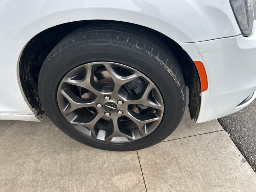 2016 Chrysler 300 300S