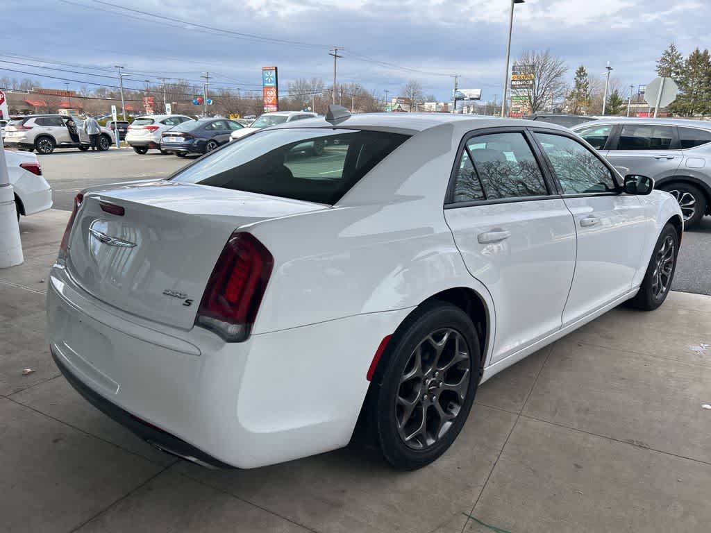 2016 Chrysler 300 300S