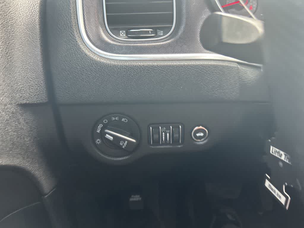 2016 Dodge Charger SXT
