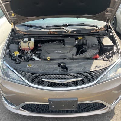 2017 Chrysler Pacifica Touring-L Plus