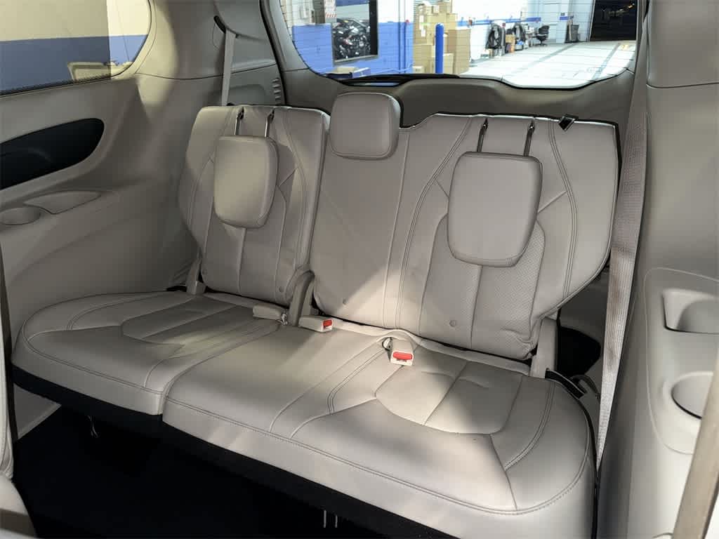 2018 Chrysler Pacifica Hybrid Touring L