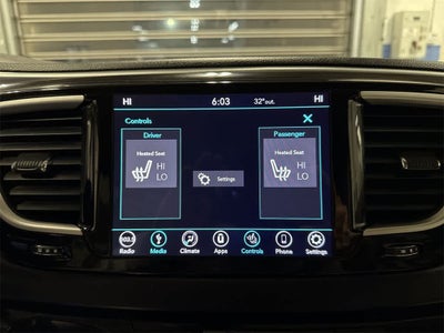 2018 Chrysler Pacifica Hybrid Touring L