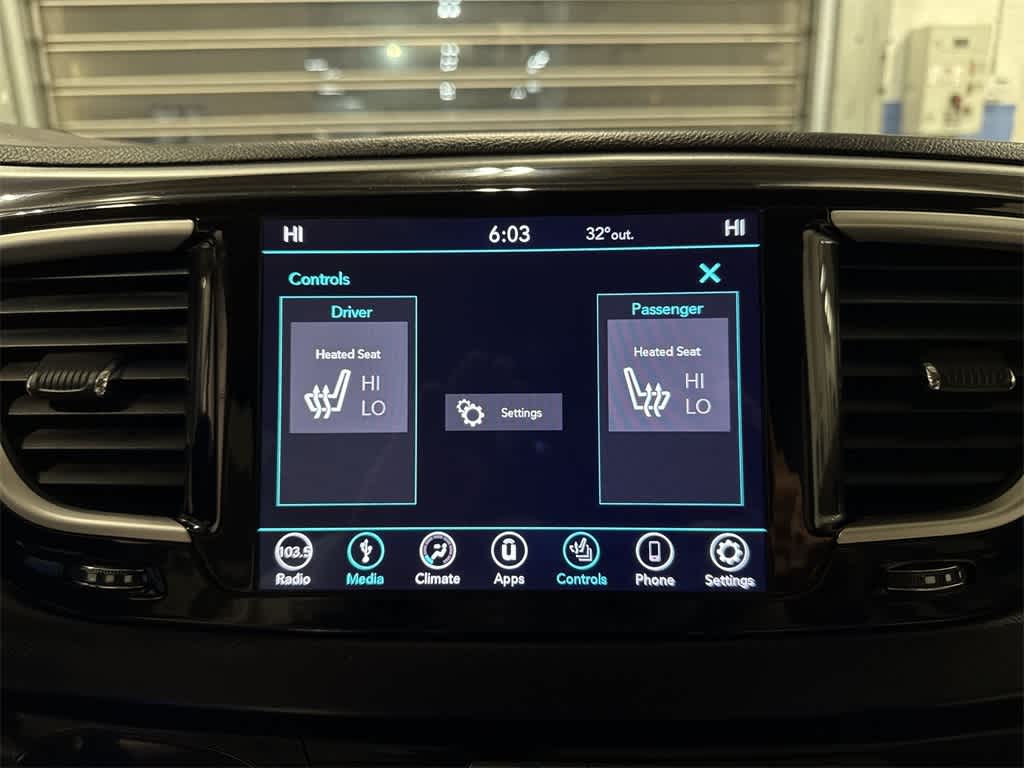 2018 Chrysler Pacifica Hybrid Touring L