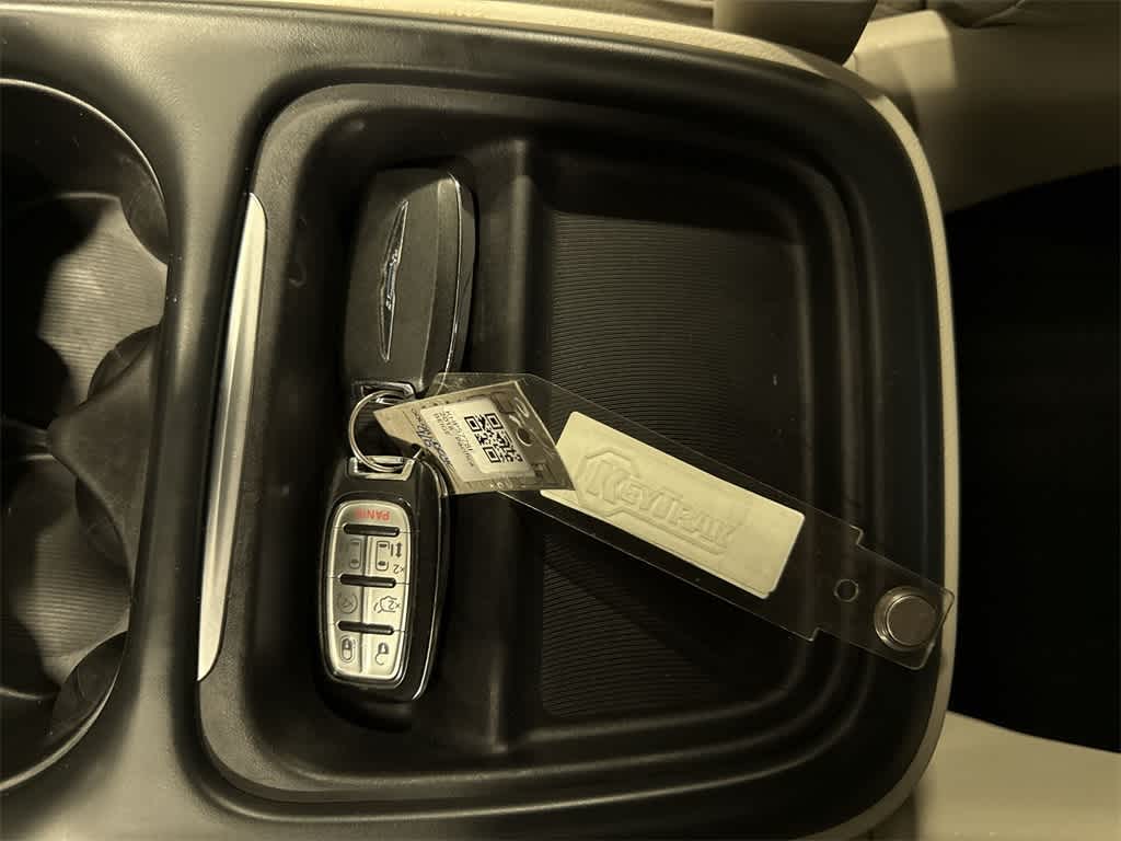 2018 Chrysler Pacifica Hybrid Touring L