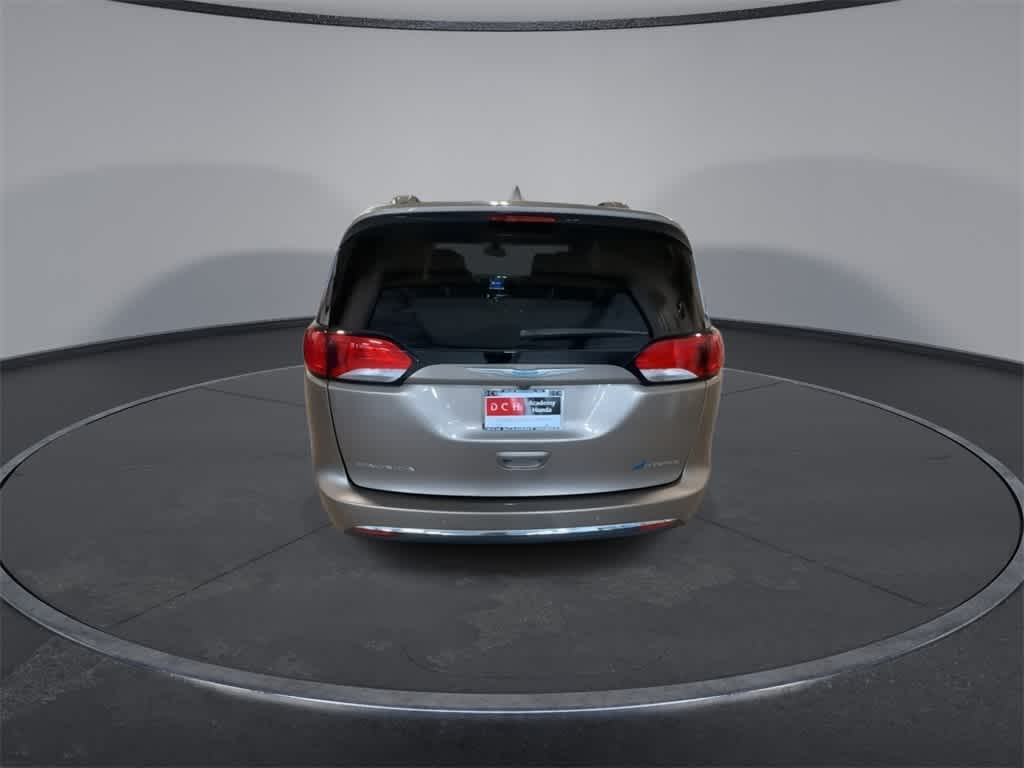 2018 Chrysler Pacifica Hybrid Touring L