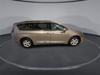 2018 Chrysler Pacifica Hybrid Touring L