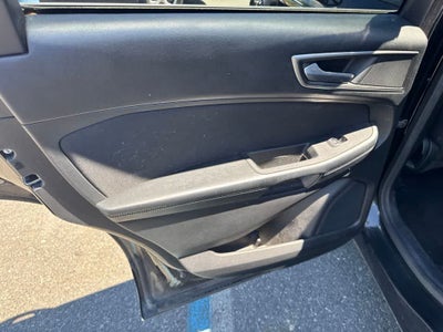 2015 Ford Edge SE