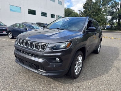 2023 Jeep Compass Latitude Lux