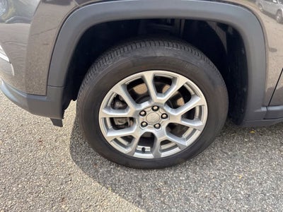 2023 Jeep Compass Latitude Lux