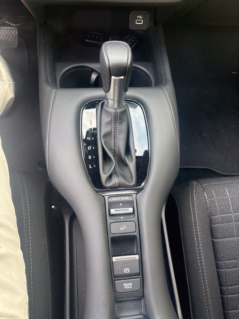 2025 Honda HR-V LX