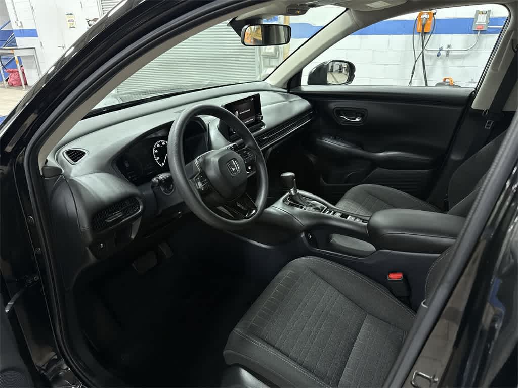 2023 Honda HR-V LX