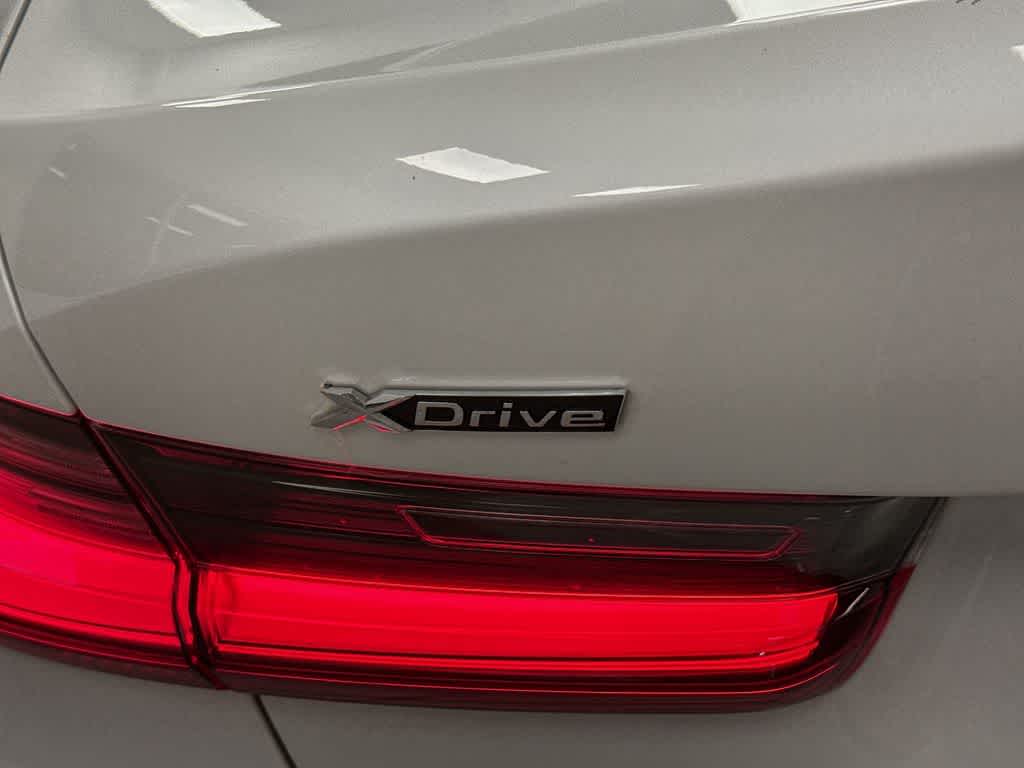 2021 BMW 330i xDrive 330i xDrive