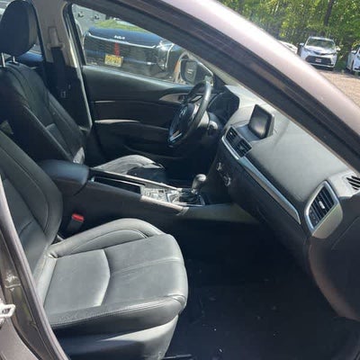 2018 Mazda Mazda3 4-Door Touring