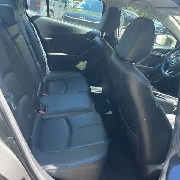 2018 Mazda Mazda3 4-Door Touring