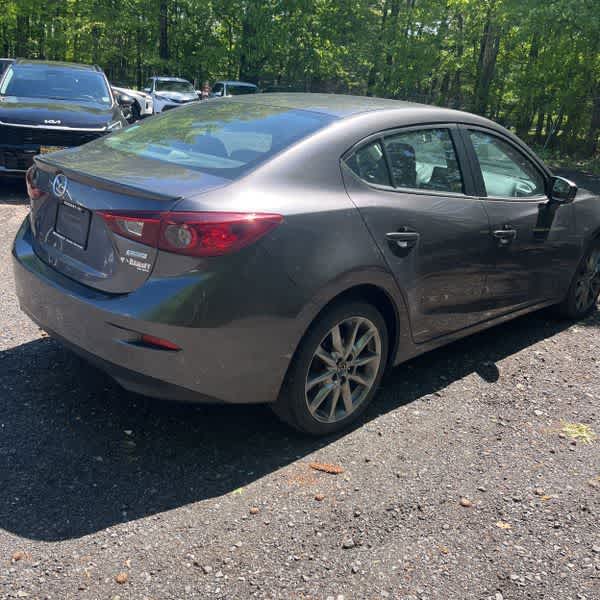 2018 Mazda Mazda3 4-Door Touring