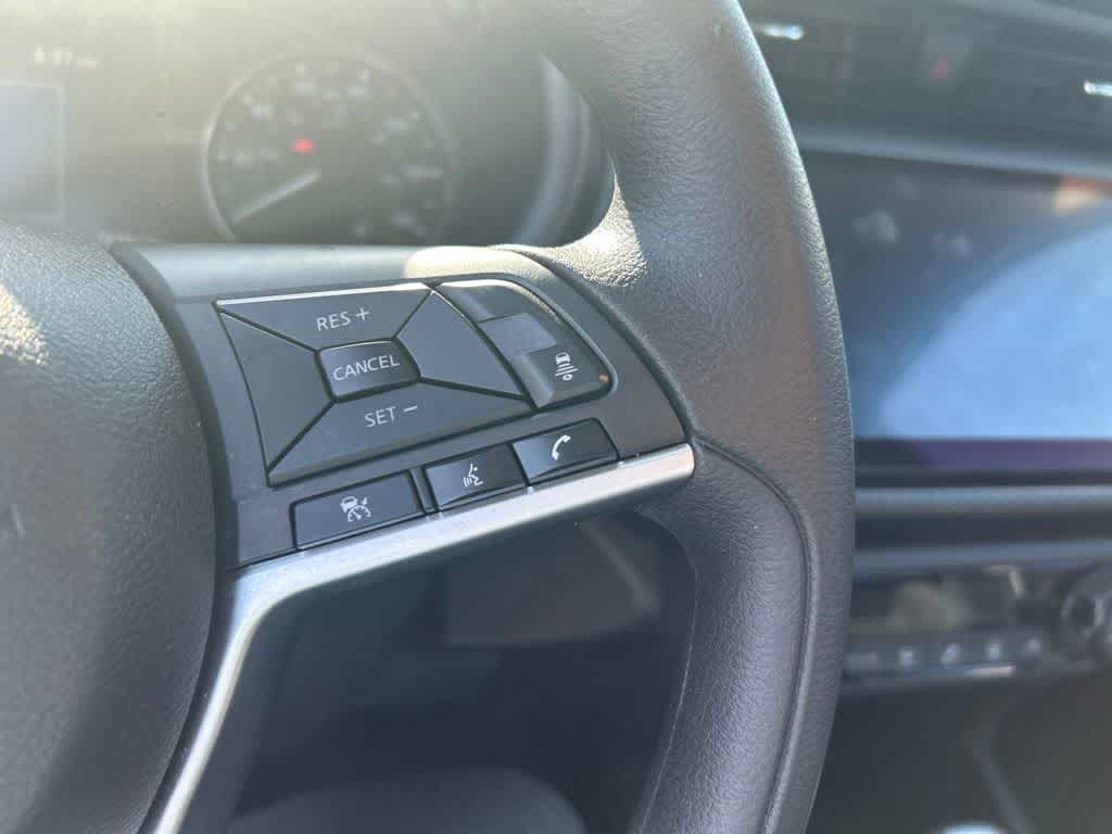 2022 Nissan Kicks SV