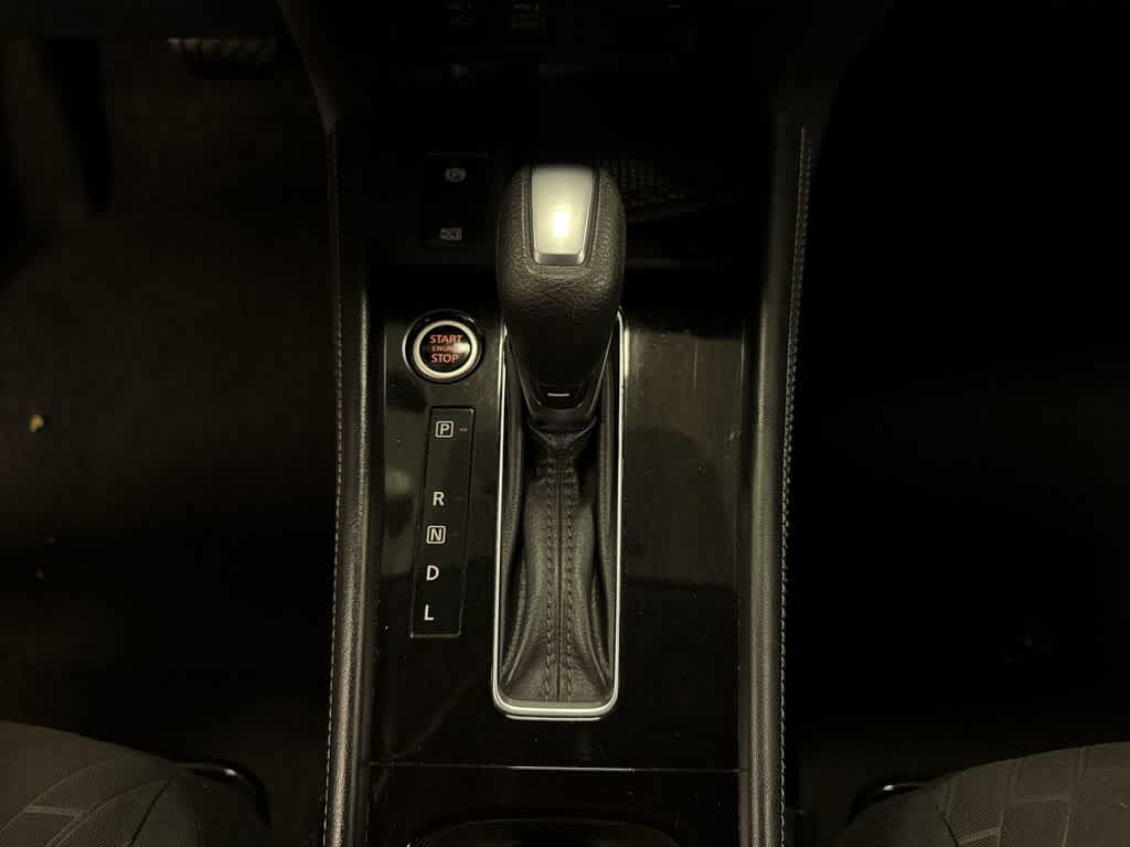 2022 Nissan Kicks SV