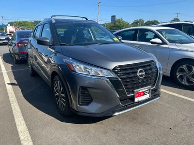 2022 Nissan Kicks SV