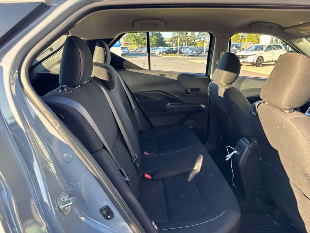 2022 Nissan Kicks SV
