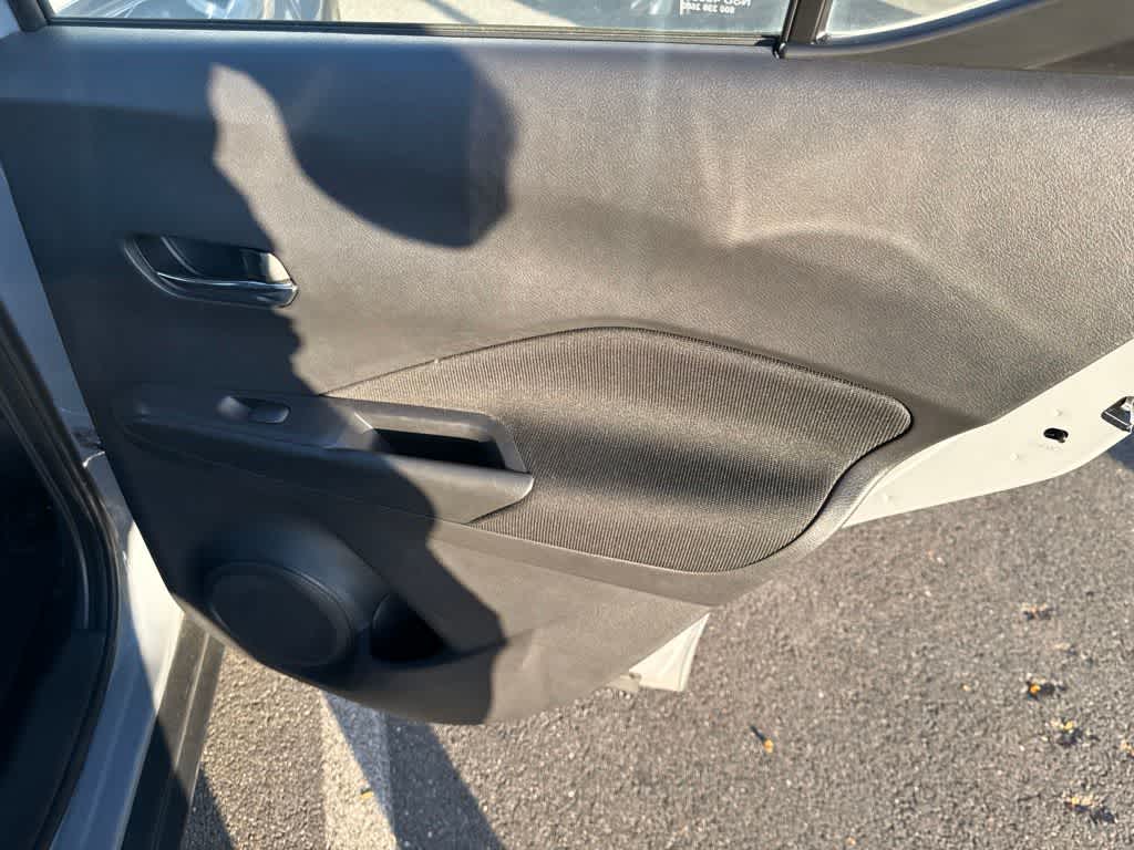 2022 Nissan Kicks SV