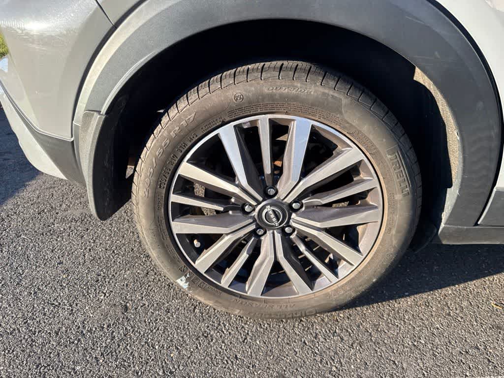 2022 Nissan Kicks SV