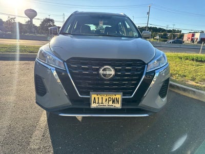 2022 Nissan Kicks SV