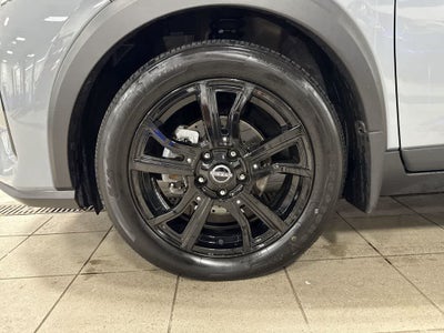 2022 Nissan Kicks SR