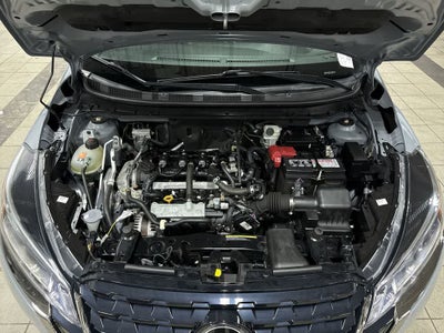 2022 Nissan Kicks SR