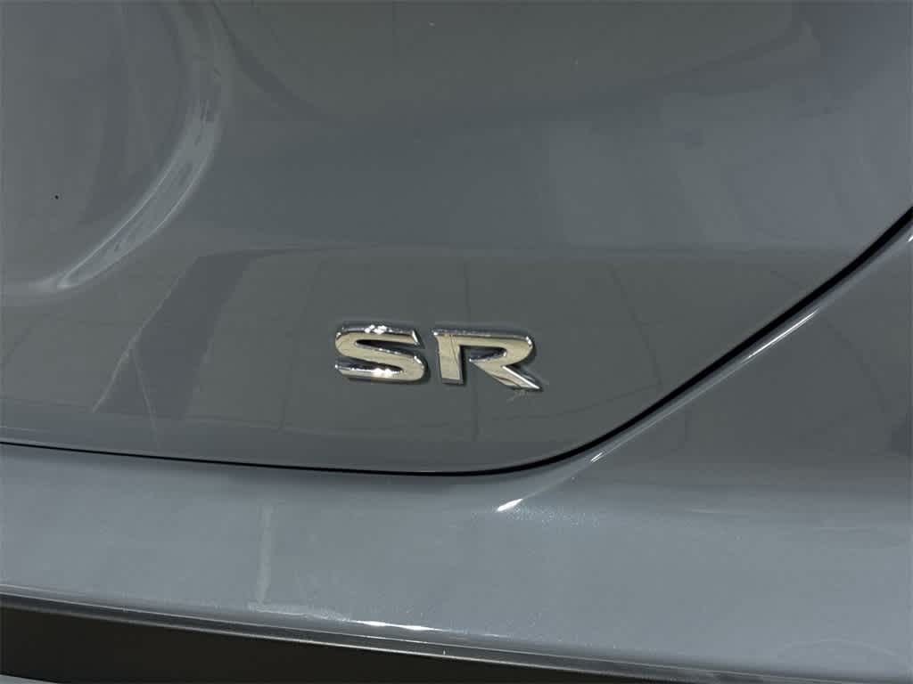 2022 Nissan Kicks SR