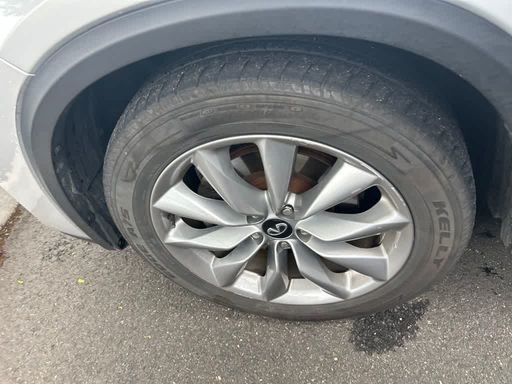 2021 INFINITI QX50 LUXE