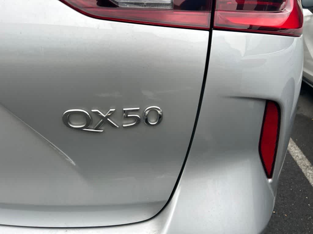 2021 INFINITI QX50 LUXE