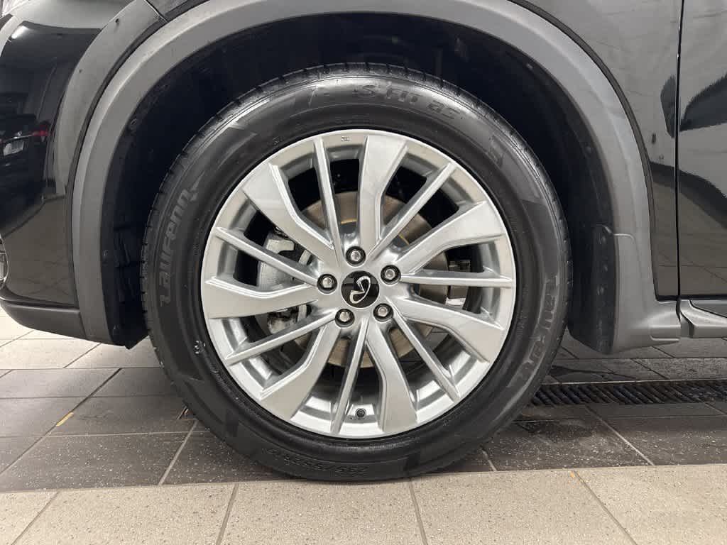 2023 INFINITI QX50 LUXE