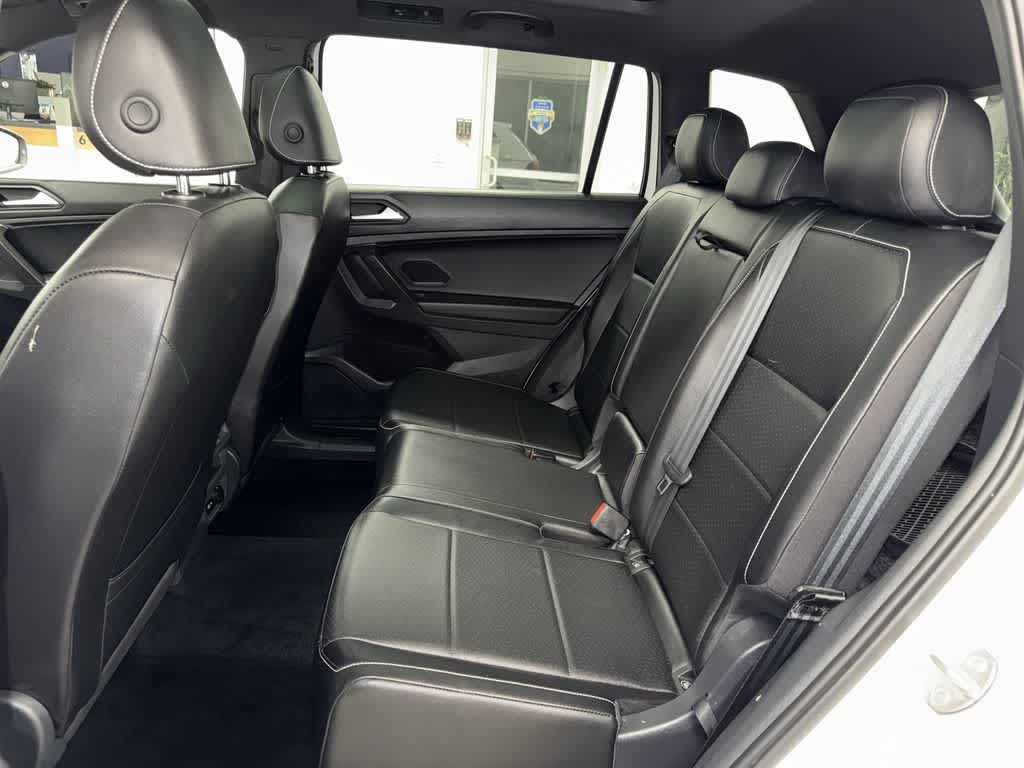 2021 Volkswagen Tiguan SE R-Line Black