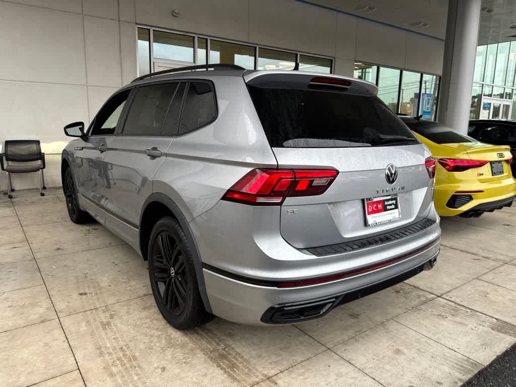2022 Volkswagen Tiguan SE R-Line Black