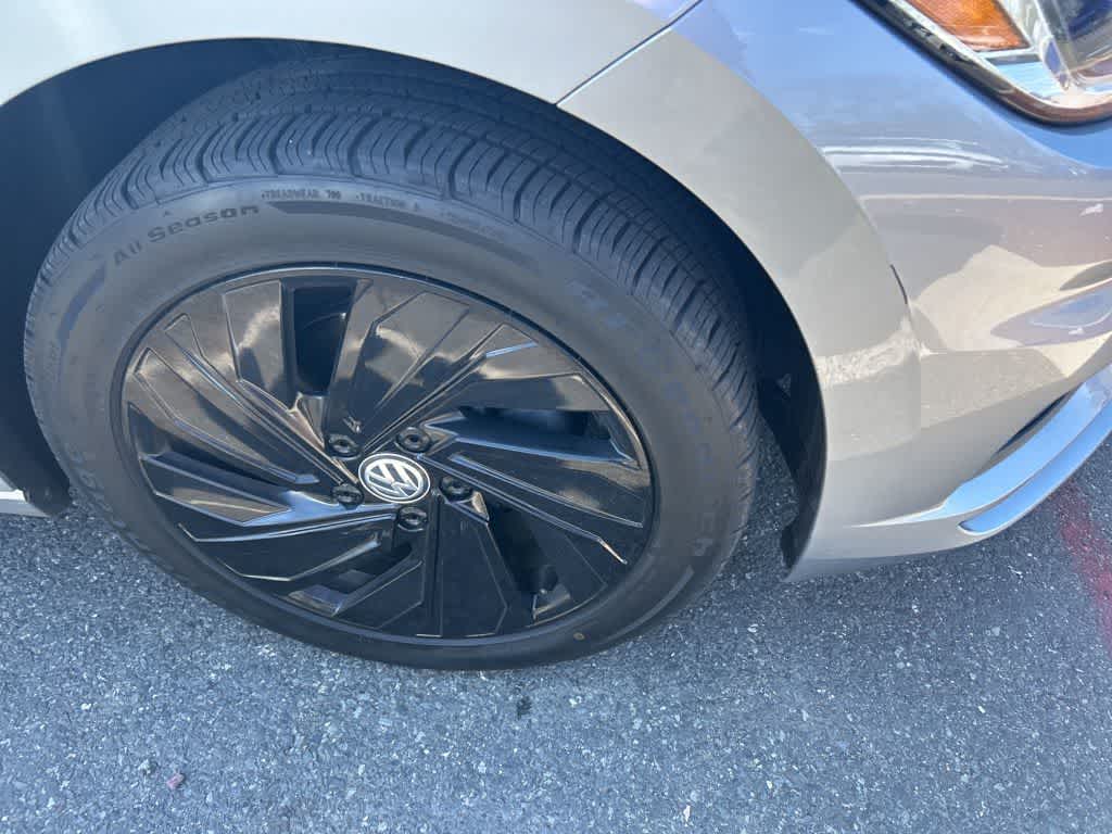 2019 Volkswagen Jetta SEL Premium