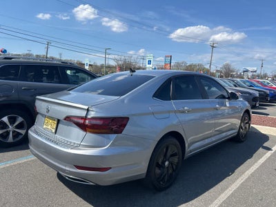 2019 Volkswagen Jetta SEL Premium