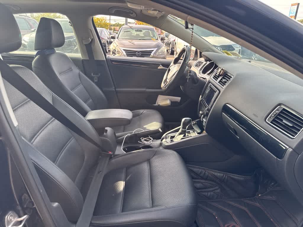 2016 Volkswagen Jetta 1.8T SEL