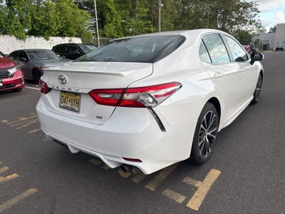 2018 Toyota Camry SE