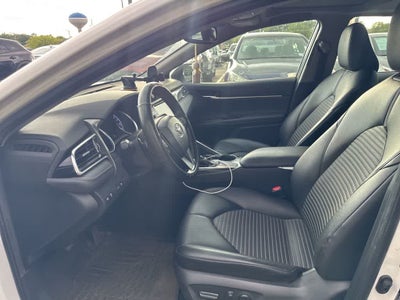 2018 Toyota Camry SE