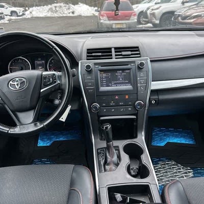 2016 Toyota Camry SE