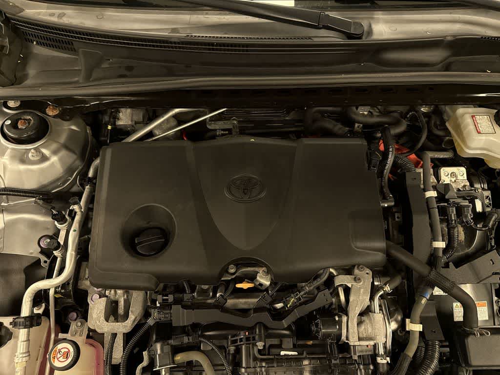 2020 Toyota Camry Hybrid LE