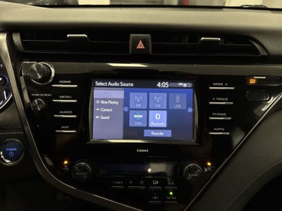2020 Toyota Camry Hybrid LE