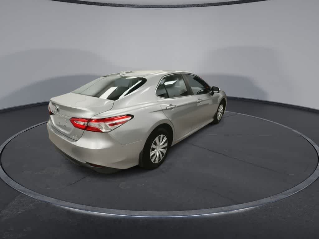 2020 Toyota Camry Hybrid LE